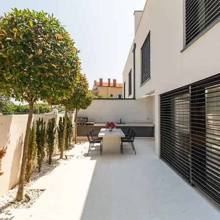 House With A Parking Space Basanija, Umag - 27266 Сasa de vacaciones *