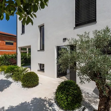 House With A Parking Space Basanija, Umag - 27266 Сasa de vacaciones *