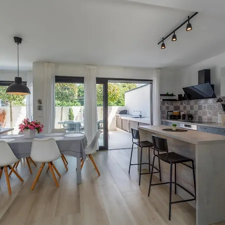Сasa de vacaciones House With A Parking Space Basanija, Umag - 27266