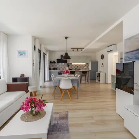 House With A Parking Space Basanija, Umag - 27266 * 萨武德里亚